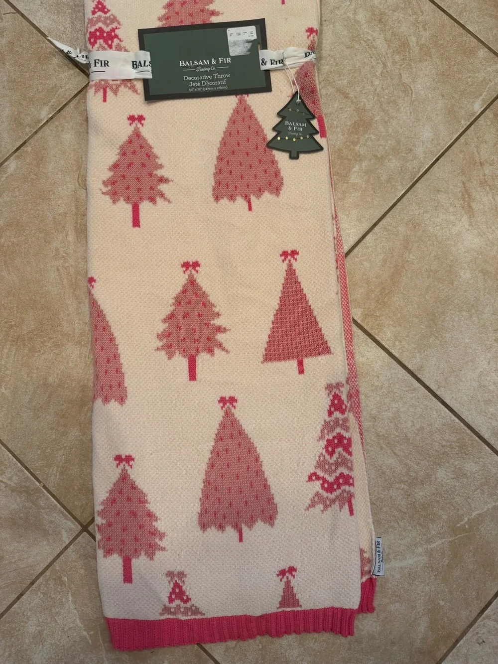 Balsam & Fir Pink Tree Pattern Holiday Throw Blanket Christmas soft NWT